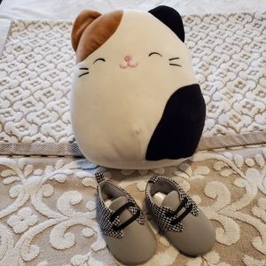 Cute houndstooth pattern shoes